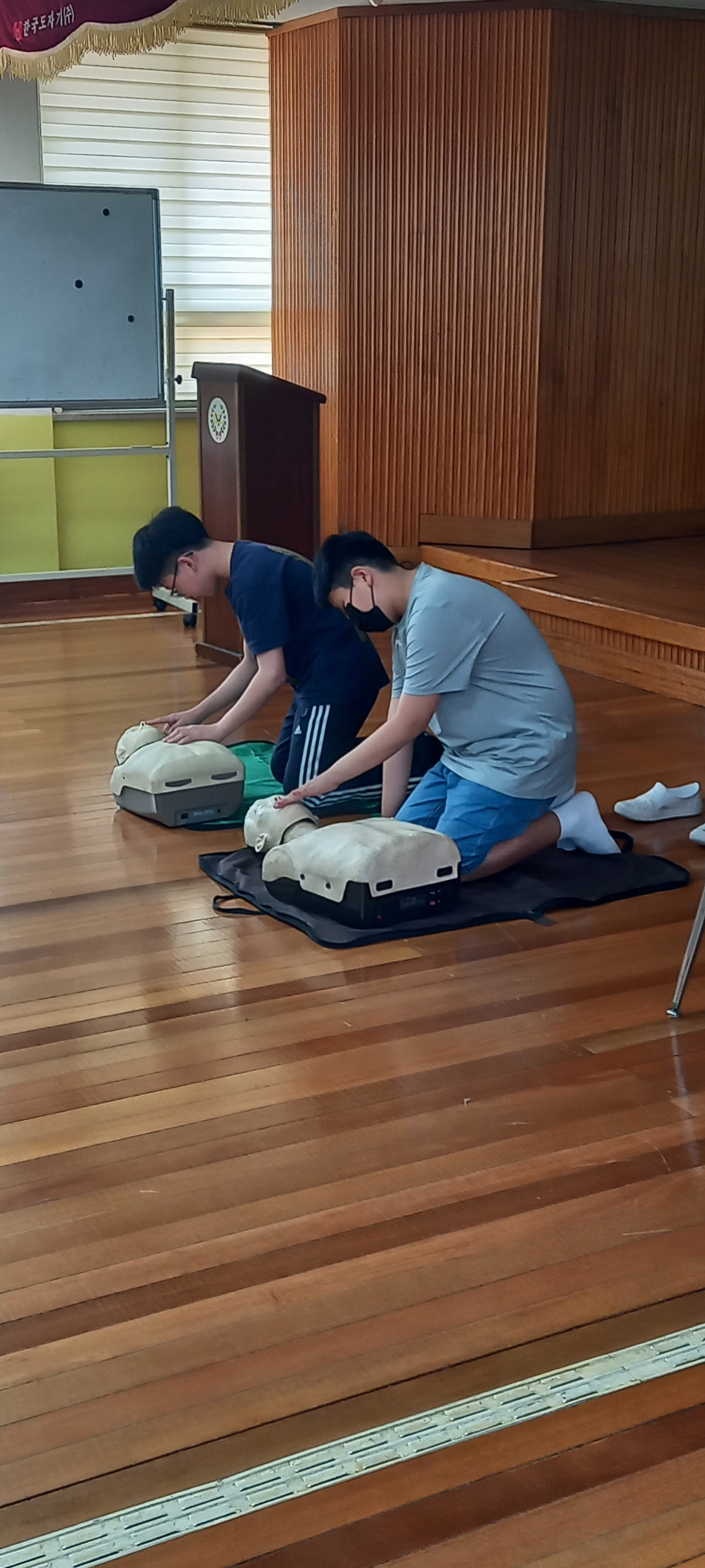 KakaoTalk_20230612_105159700_01.jpg