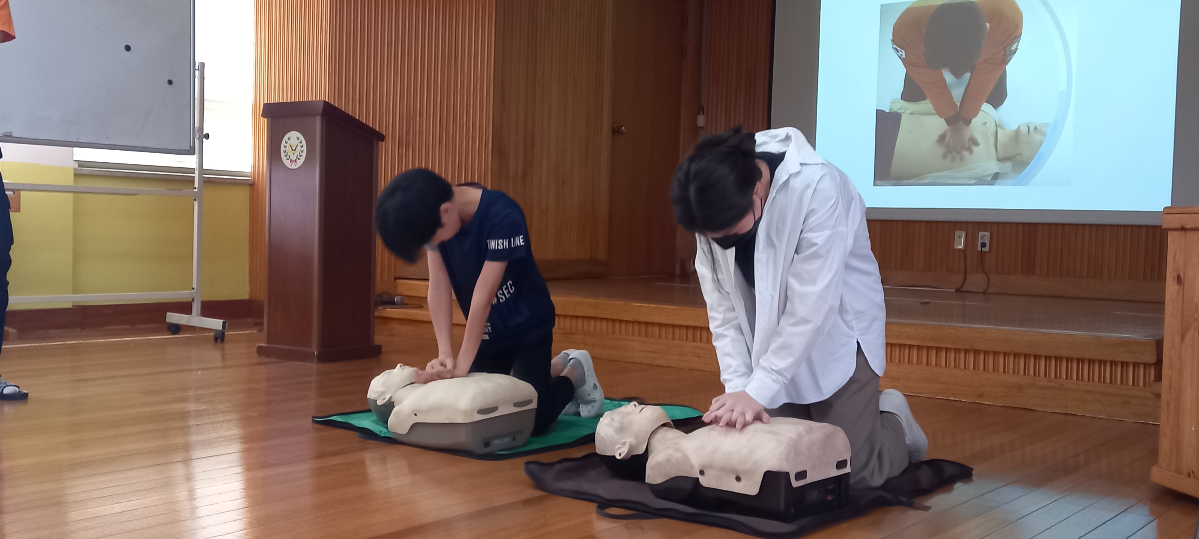 KakaoTalk_20230612_105159700_08.jpg